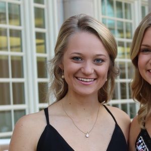 Meet your Posher, Tessa